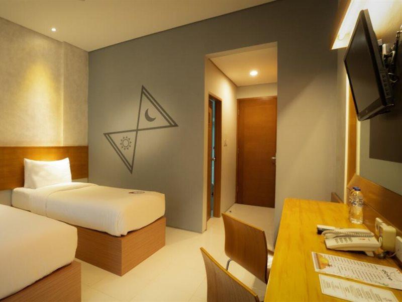Nite & Day Mdc Puncak - Gadog Hotel Bogor Eksteriør billede