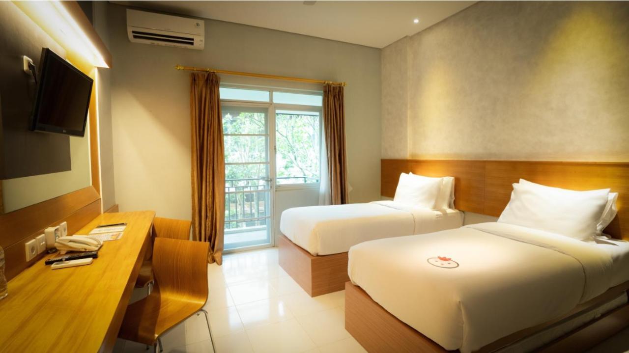 Nite & Day Mdc Puncak - Gadog Hotel Bogor Eksteriør billede